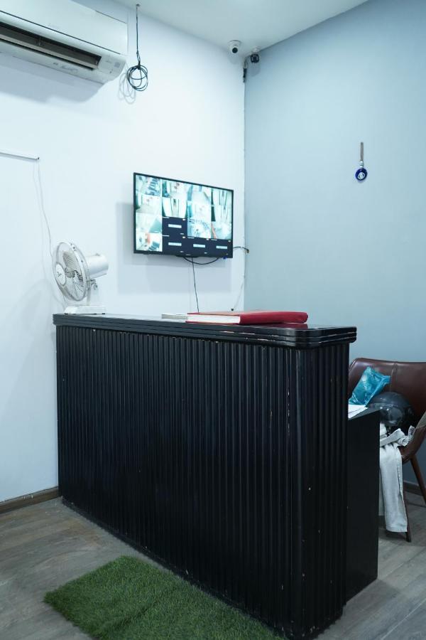 Fabhotel Sky Land Delhi  Extérieur photo