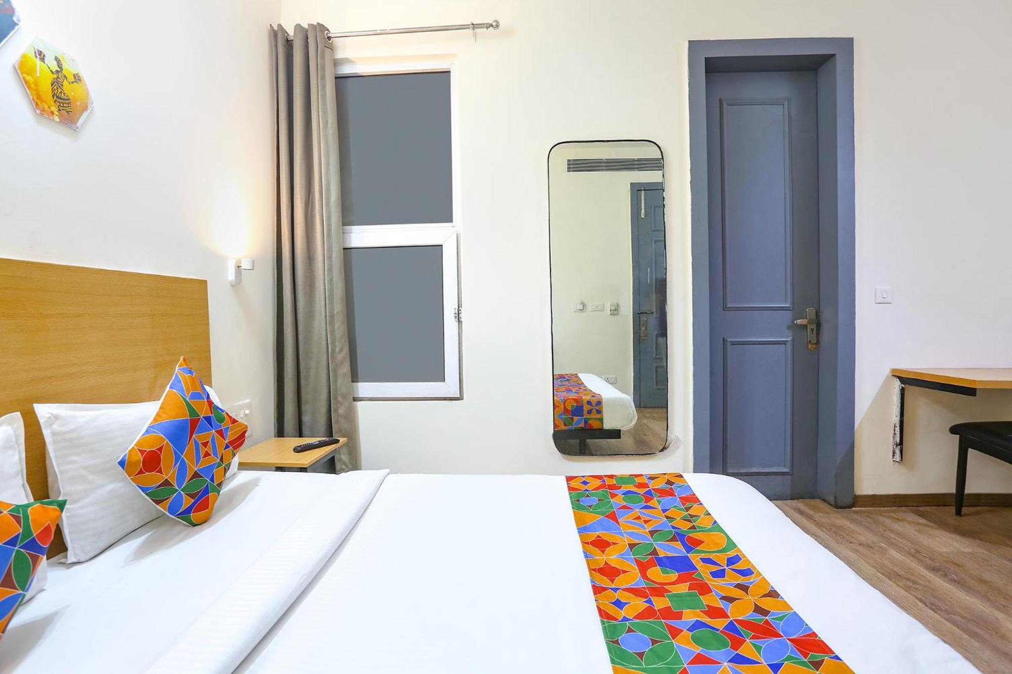 Fabhotel Sky Land Delhi  Extérieur photo